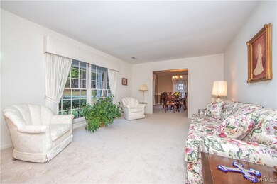 Living Room, double window lets in lots of light!