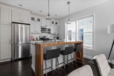 21 Hudson St, Somerville, MA 02143 - photo 5