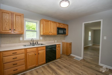 3313 W Torquay Rd, Muncie, IN 47304 - photo 7