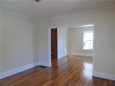 565 Fairmount St, Woonsocket, RI 02895 - photo 6