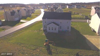 36 Fitzgerald St, Gerrardstown, WV 25420 - photo 4