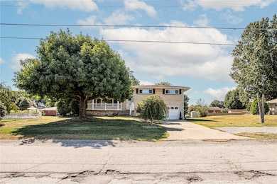 1805 W Loucks Extension, Scottdale, PA 15683 - photo 2