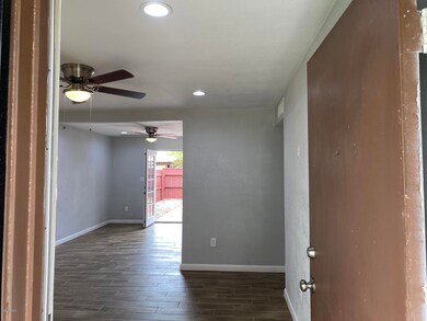 4649 W Desert Crest Dr, Glendale, AZ 85301 - photo 7