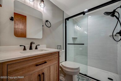 1st floor bath