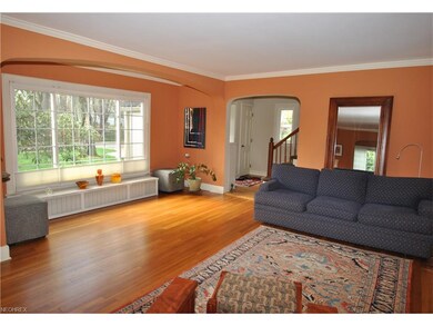Lots of natural light filters through the huge pic