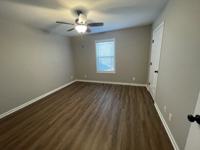 111 Blue Grass Dr, Shelbyville, TN 37160 - photo 5