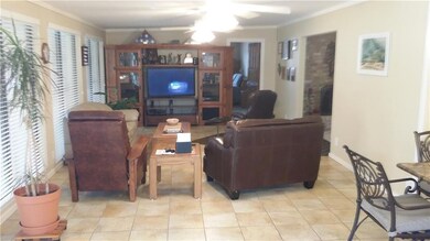 1712 Larry Hinson Dr, El Paso, TX 79936 - photo 4