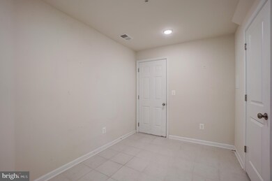 24565 Rosebay Terrace, Aldie, VA 20105 - photo 7