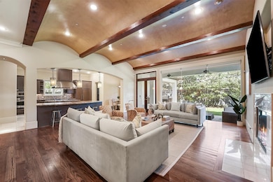 11714 Memorial Dr, Houston, TX 77024 - photo 5