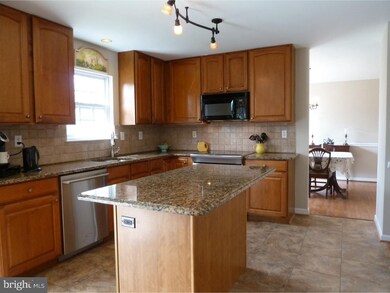 41 S Iroquois Ln, Chester Springs, PA 19425 - photo 4