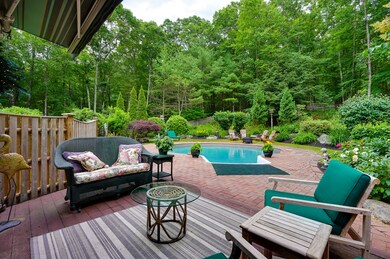 804 Aldrich St, Uxbridge, MA 01569 - photo 7