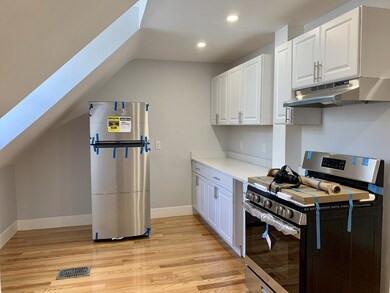 21 W Green St unit 3, Lynn, MA 01902 - photo 2