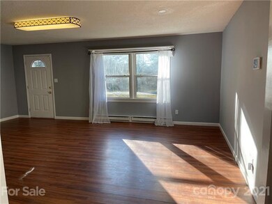 144 Polly Dr, Statesville, NC 28625 - photo 5