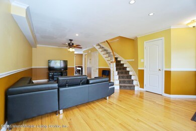 59 Endview St, Staten Island, NY 10312 - photo 4