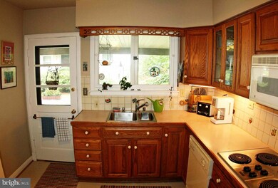 1326 Glendale Rd, Baltimore, MD 21239 - photo 6