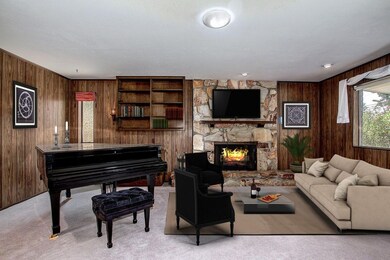 staged Piano Room