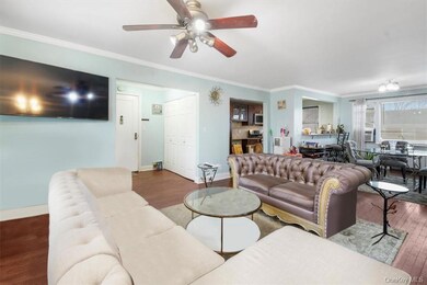 2 Soundview Ave unit 2D, White Plains, NY 10606 - photo 4