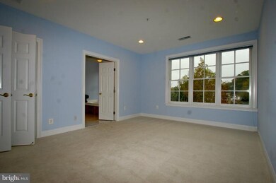 8507 Halston Way, Bethesda, MD 20814 - photo 5
