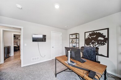 10240 Powell Ave, Johnston, IA 50131 - photo 4