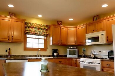 388 Sara Ln, La Porte, IN 46350 - photo 5