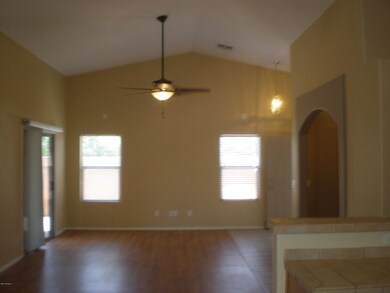 Family room_1433367593938_3