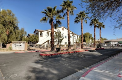 5655 E Sahara Ave unit 2046, Las Vegas, NV 89142 - photo 2