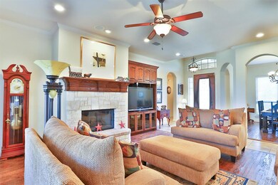 8629 Wishing Tree Ln, North Richland Hills, TX 76182 - photo 5