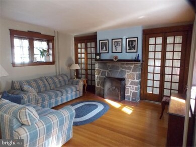 102 W Winona Ave, Norwood, PA 19074 - photo 5