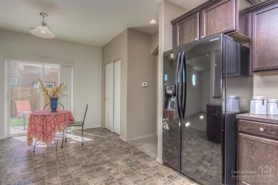 61145 Brosterhous Rd, Bend, OR 97702 - photo 4