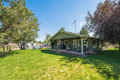 62575 Dixon Loop, Bend, OR 97701 - photo 6