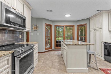 141 Chatuga Dr, Loudon, TN 37774 - photo 7