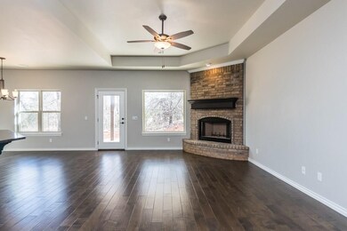 19598 Dove Ln, Newalla, OK 74857 - photo 7