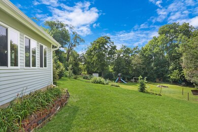 19 Lovell St, Elgin, IL 60120 - photo 4