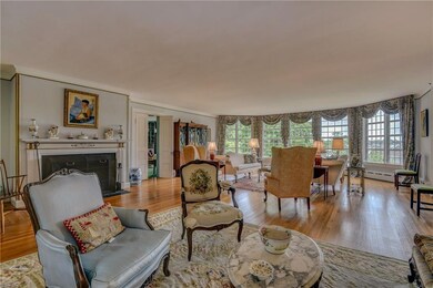 336 Gibbs Ave, Newport, RI 02840 - photo 7