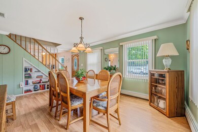 3 Appletree Ln, Levittown, NY 11756 - photo 5