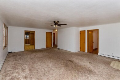 822 14th St SE, Cedar Rapids, IA 52403 - photo 6