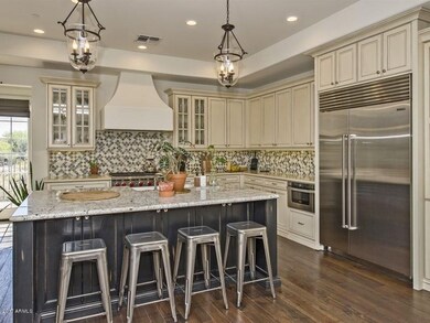 011_Gourmet Kitchen