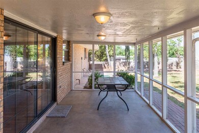 3007 Sunland Dr unit 7, Alamogordo, NM 88310 - photo 2