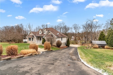 2108 Mickanin Rd, Irwin, PA 15642 - photo 3