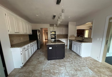 1708 E Tacoma Ct, Broken Arrow, OK 74012 - photo 6