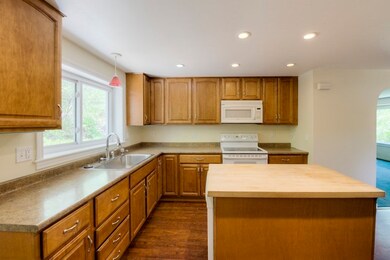 10 Palmer Rd, Monson, MA 01057 - photo 3