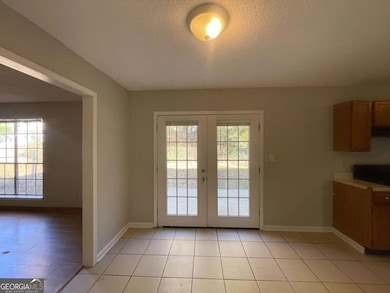 6387 Seths Way, Lithonia, GA 30058 - photo 4