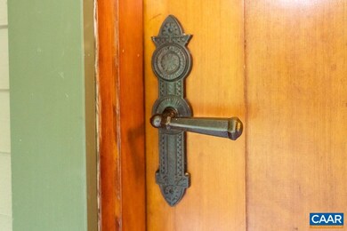 640 Arrowhead Dr, Earlysville, VA 22936 - photo 5