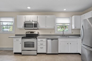 17 Fairview Ave, Pembroke, NH 03275 - photo 4