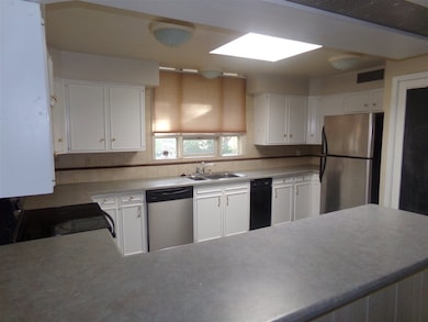 1427 Rockwood, Alamogordo, NM 88310 - photo 5