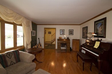 37 Joy Dr, Albany, NY 12211 - photo 5