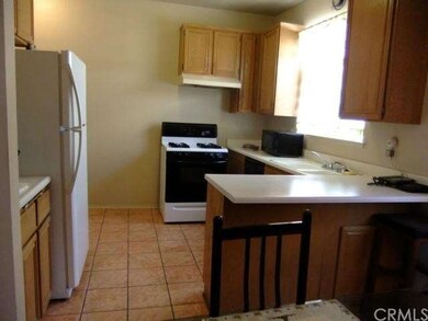 13901 Olive View Ln unit 37, Sylmar, CA 91342 - photo 6