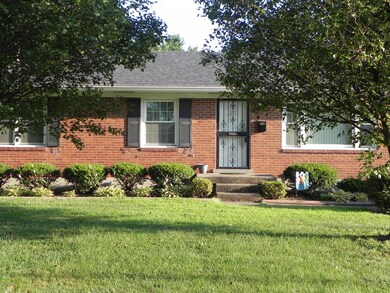 6018 Apex Dr, Louisville, KY 40219 - photo 2
