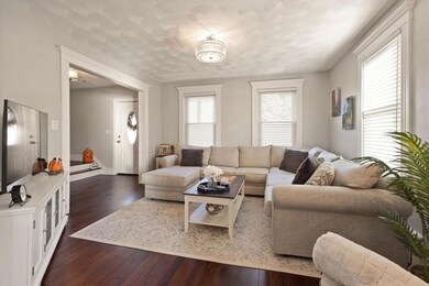 5 Round Hill St, Saugus, MA 01906 - photo 6