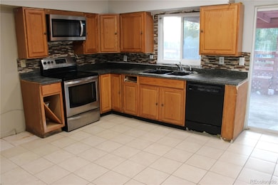 7003 Yates Ct, Westminster, CO 80030 - photo 6